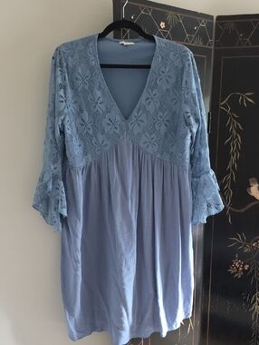 Women's Lace-Trim V-Neck Dress in Light Blue